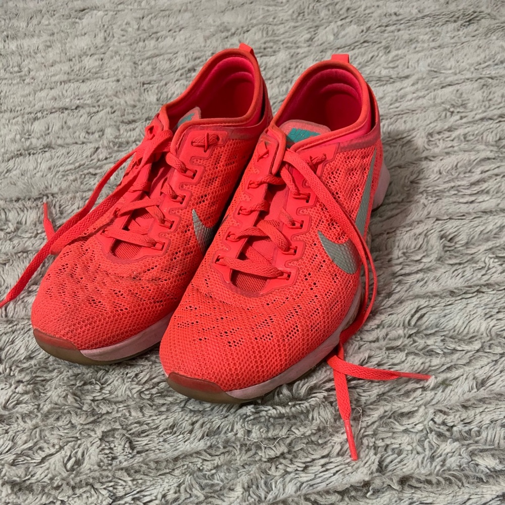 Nike Zoom Fit Agility Running Shoes